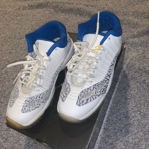 Air Jordan 11 Retro Low tops - Picture 2 of 5